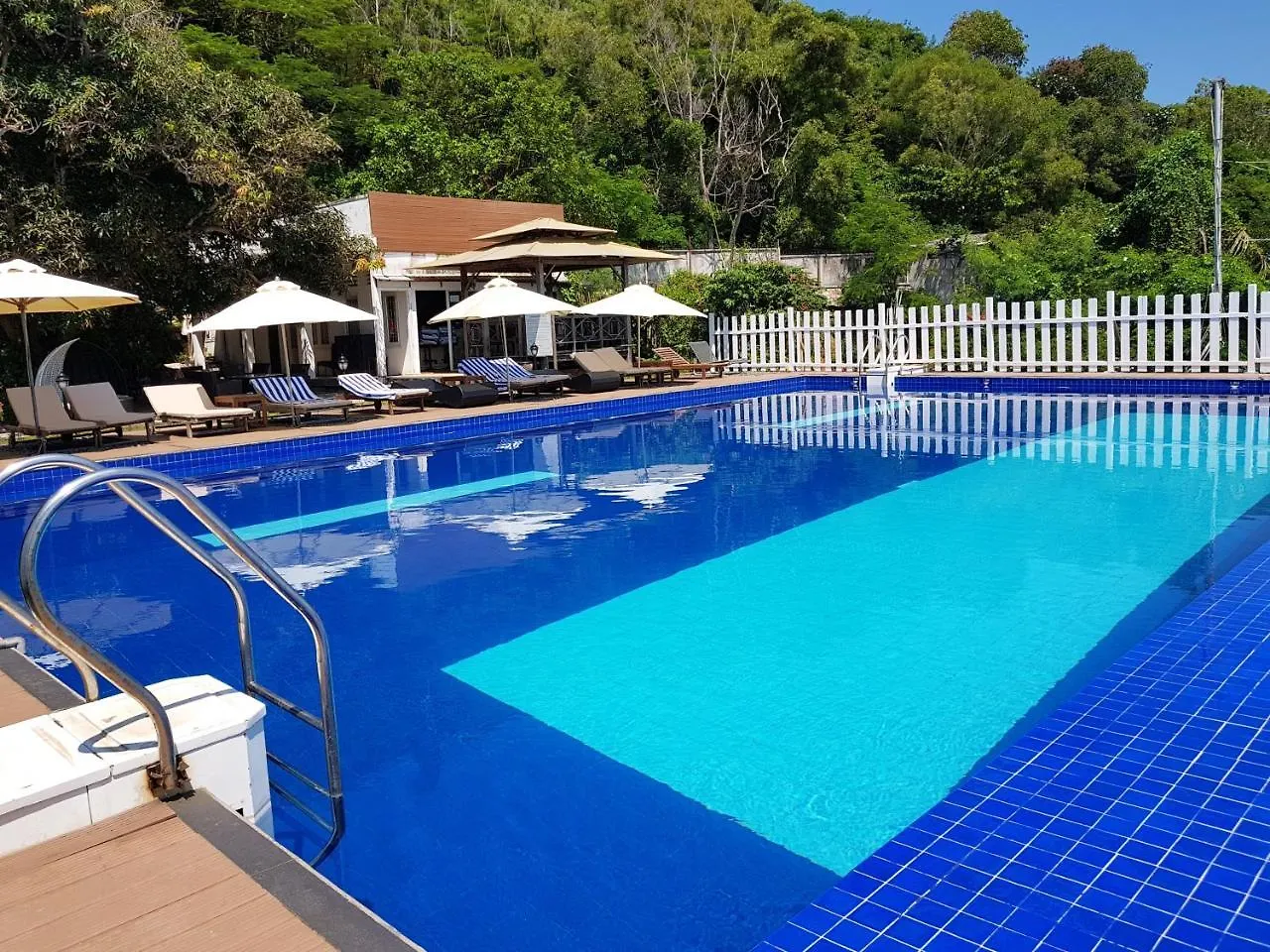 Sv Boutique Resort Vung Tau 4*,
